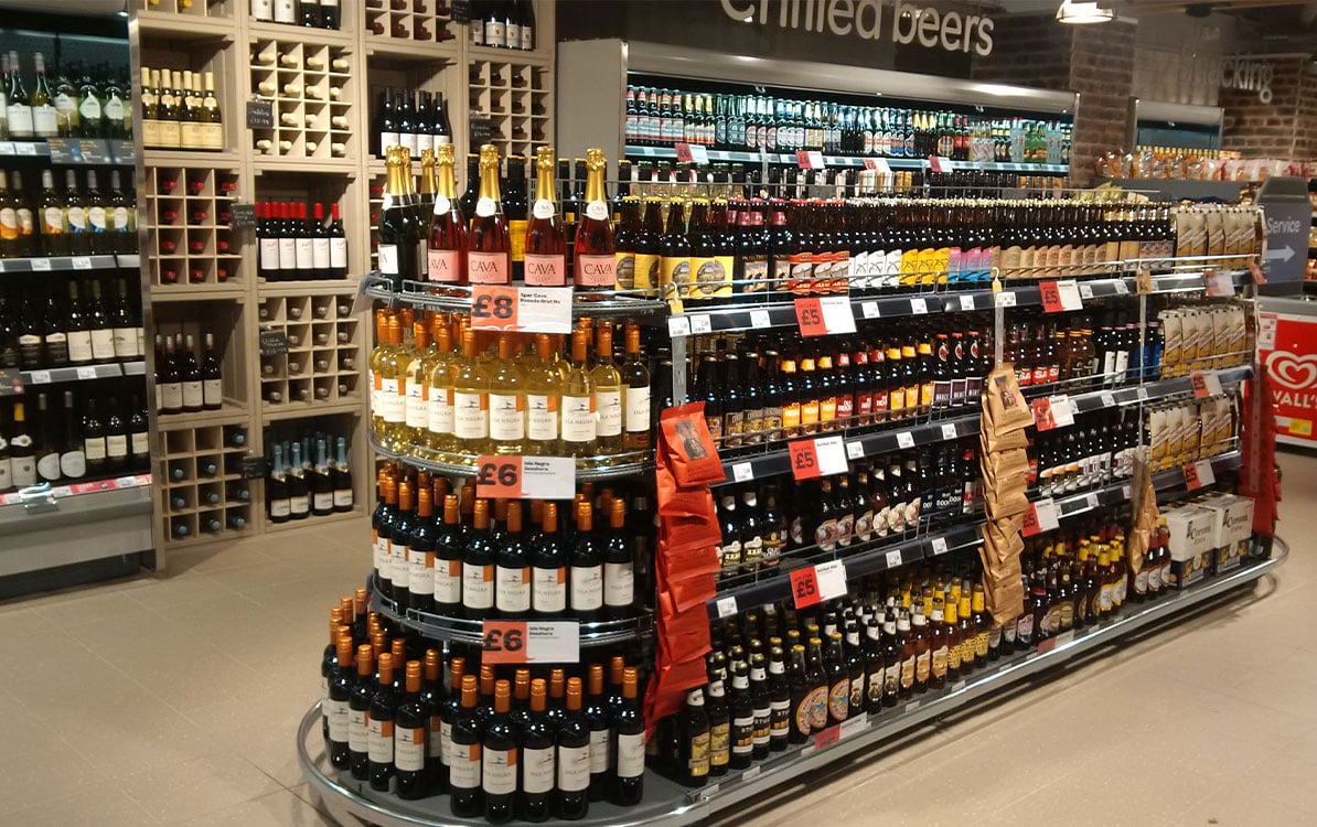 M25 Retail Shelving
